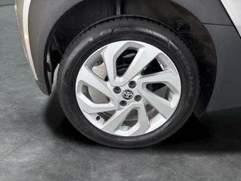 Toyota Aygo X 1.0 VVT-i Pure x-shift (72 ps) - LANE DEPARTURE  - BLUETOOTH - 1