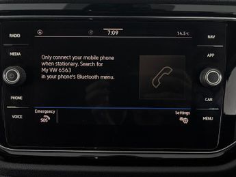 Volkswagen T-Roc 1.5 TSI EVO Black Edition DSG (150 ps) - LED - BLUETOOTH - PADDL
