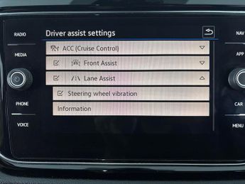 Volkswagen T-Roc 1.5 TSI EVO Black Edition DSG (150 ps) - LED - BLUETOOTH - PADDL