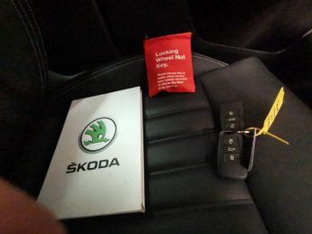 Skoda Superb 1.4 TSI iV 13kWh SE Technology Plug-in DSG (218 ps) - SMARTLINK 