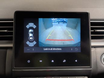 Renault Captur 1.6 E-TECH techno (145 ps) - LANE DEPARTURE  - 18IN ALLOYS - BLU