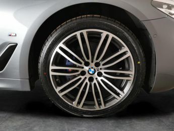 BMW 5 Series 2.0 530e 9.2kWh M Sport Plug-in (252 ps) - DAKOTA LEATHER - PRO 