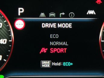 Hyundai Kona 64kWh Premium (10.5kW Charger) (204 ps) - KEYLESS ENTRY - LED - 