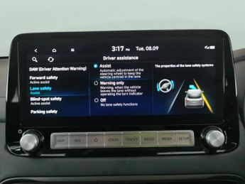 Hyundai Kona 64kWh Premium (10.5kW Charger) (204 ps) - KEYLESS ENTRY - LED - 