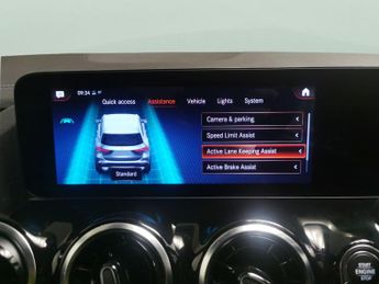 Mercedes-Benz GLA 1.3 GLA250e 15.6kWh Exclusive Edition Plug-in 8G-DCT (218 ps) - 