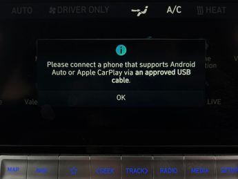 Hyundai Kona 64kWh Premium (10.5kW Charger) (204 ps) - UPGRADED SOUND - LED