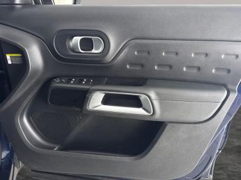 Citroen C5 Aircross 1.2 PureTech C-Series Edition EAT8 (130 ps) - BLACK ROOF RAILS