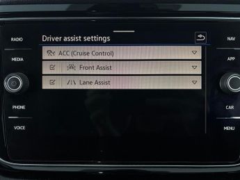 Volkswagen T-Roc 1.5 TSI EVO Black Edition DSG (150 ps) - LED - BLUETOOTH - PADDL