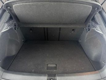 Volkswagen T-Roc 1.5 TSI EVO Black Edition DSG (150 ps) - LED - BLUETOOTH - PADDL
