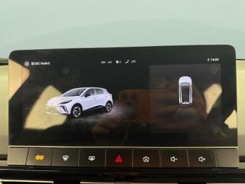 MG Mg4 51kWh SE (170 ps) - SPEED LIMIT RECOG - 17IN ALLOYS - CLIMATE CO