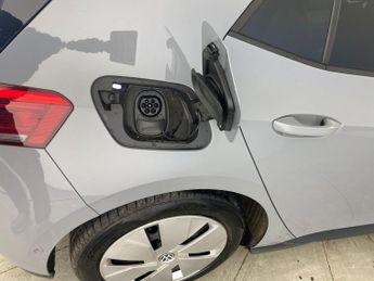 Volkswagen ID.3 Pro Performance 58kWh Family (204 ps) - COMFORT PACK - BLUETOOTH