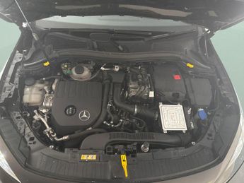 Mercedes-Benz GLA 1.3 GLA250e 15.6kWh AMG Line (Executive) Plug-in 8G-DCT (218 ps)