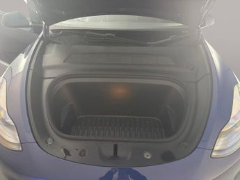 Tesla Model Y (Dual Motor) Long Range 4WDE (384 bhp) - HEATED STEERING - WIFI