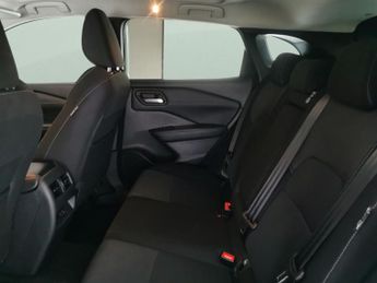 Nissan Qashqai 1.3 DIG-T MHEV N-Connecta XTRON (158 ps) - LED - REVERSE CAM - N