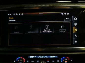 Audi Q3 1.4 TFSIe 45 Vorsprung Sportback Plug-in S Tronic 13kWh (245 ps)