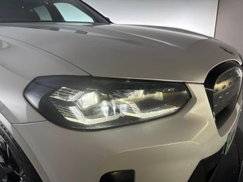 BMW iX3 80kWh M Sport Pro (286 ps) - MODEL SPECIFIC DESIGN ELEMENTS - PA