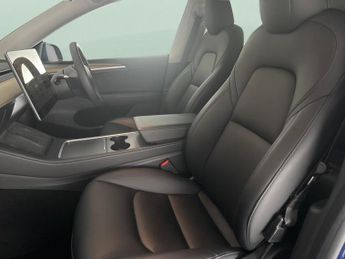 Tesla Model Y (Dual Motor) Long Range 4WDE (384 bhp) - HEATED STEERING - WIFI