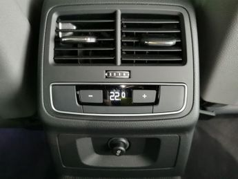 Audi A4 35 TFSI Black Edition S Tronic [Comfort+Sound] - LANE DEPARTURE 