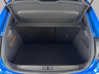 Peugeot 208 1.2 PureTech GT EAT (130 ps) - CARPLAY - LED - REVERSE CAM