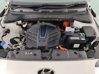 Hyundai Kona 64kWh Ultimate (10.5kW Charger) (204 ps) - REVERSE CAM - NAV - L