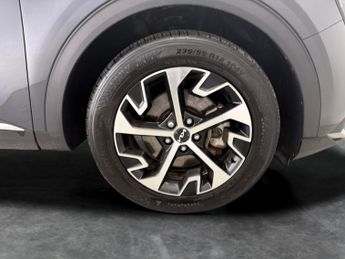 Kia Sportage 1.6 h T-GDi 3 (226 bhp) - LANE DEPARTURE  - LANE FOLLOWING ASSIS
