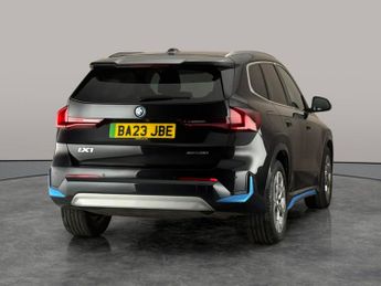 BMW iX1 30 66.5kWh xLine xDrive (11kW Charger) (313 ps) - NAV - HEATED S