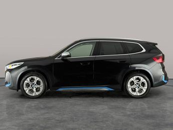 BMW iX1 30 66.5kWh xLine xDrive (11kW Charger) (313 ps) - NAV - HEATED S