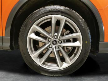 Audi Q3 1.4 TFSIe 45 Vorsprung Sportback Plug-in S Tronic 13kWh (245 ps)