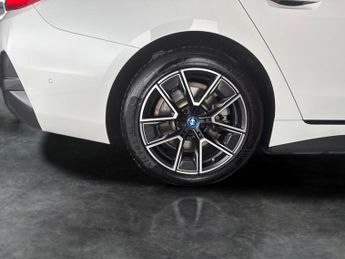 BMW i4 40 83.9kWh M Sport Gran Coupe eDrive (340 ps) - HEATED SEATS - N