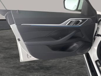 BMW i4 40 83.9kWh M Sport Gran Coupe eDrive (340 ps) - HEATED SEATS - N