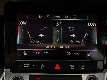 Audi e-tron 50 Technik quattro 71.2kWh (11kW Charger) (313 ps) - ADJUSTABLE 