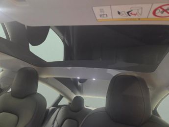 Tesla Model 3 Standard Range Plus RWD (241 bhp) - PARK ASSIST - LED - REVERSE 