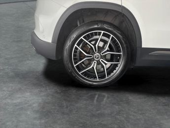 Mercedes-Benz EQA EQA 250+ 70.5kWh AMG Line (Premium) (190 ps) - ADAPTIVE LIGHTS
