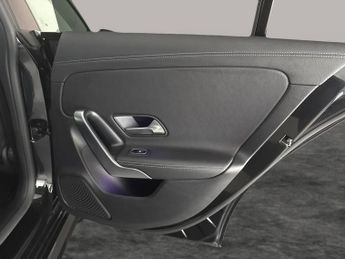 Mercedes-Benz CLA 1.3 CLA250e 15.6kWh AMG Line (Premium Plus) Coupe Plug-in 8G-DCT