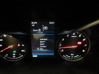 Mercedes-Benz C Class 1.5 C200 MHEV EQ Boost AMG Line G-Tronic+ (198 ps) - MIRROR PACK