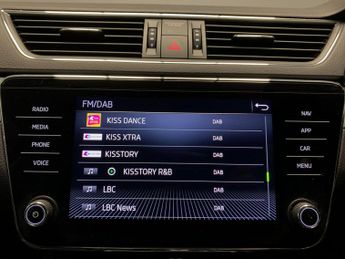 Skoda Superb 1.5 TSI ACT SE Technology DSG (150 ps) - DRIVER MEMORY SEAT