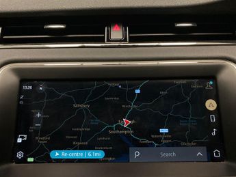 Land Rover Range Rover Evoque 1.5 P300e 12.2kWh R-Dynamic SE Plug-in 4WD (309 ps) - MERIDIAN A