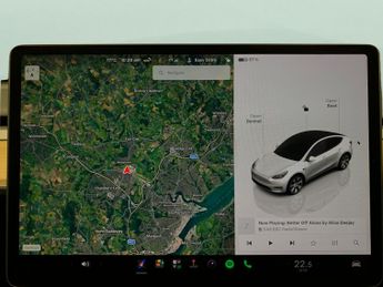 Tesla Model Y SUV RWD (346 ps) - HEATED STEERING - WIFI - BLIND SPOT ASSIST