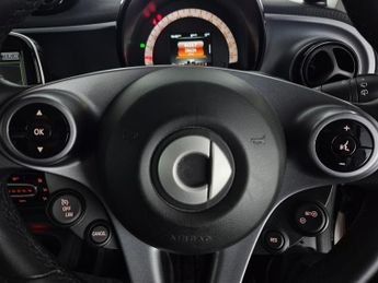 Smart Fortwo 0.9T Prime (Premium Plus) Coupe Twinamic (90 ps) - CRUISE - CLIM