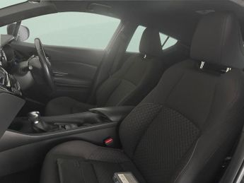 Toyota C-HR 1.8 VVT-h GPF Icon CVT (122 ps) - BLUETOOTH - AIR CON - AUTO HEA