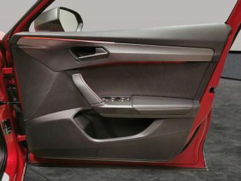 Cupra Formentor 1.5 TSI V1 DSG (150 ps) - KEYLESS ENTRY - LED - NAV