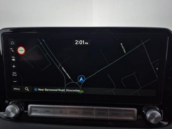 Hyundai Kona 64kWh Premium (10.5kW Charger) (204 ps) - KEYLESS ENTRY - LED - 