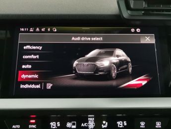 Audi A3 35 TFSI S Line S Tronic [Comfort+Sound] - COMFORT SOUND PK - REV