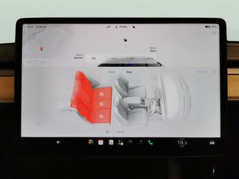 Tesla Model Y (Dual Motor) Long Range 4WDE (384 bhp) - HEATED STEERING