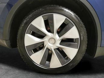 Tesla Model Y (Dual Motor) Long Range 4WDE (384 bhp) - HEATED STEERING