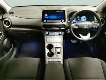 Hyundai Kona 64kWh Premium (10.5kW Charger) (204 ps) - HEATED SEATS - HEATED 
