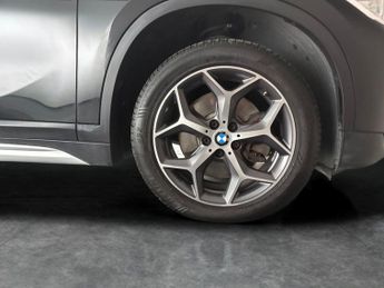 BMW X1 2.0 20i GPF xLine xDrive (192 ps) - 18IN 569 ALLOYS - SEATS