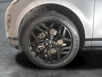 Land Rover Range Rover Evoque 1.5 P300e 12.2kWh R-Dynamic SE Plug-in 4WD (309 ps) - MERIDIAN A