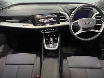 Audi Q4 E-tron 50 Sport quattro 82kWh (299 ps) - REVERSE CAM - SAT NAV - HEATED