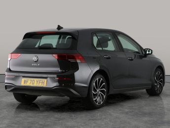 Volkswagen Golf 1.5 eTSI MHEV Life DSG (150 ps) - LED - HEATED SEATS - HEATED ST